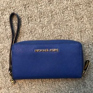 Michael Kors wristlet